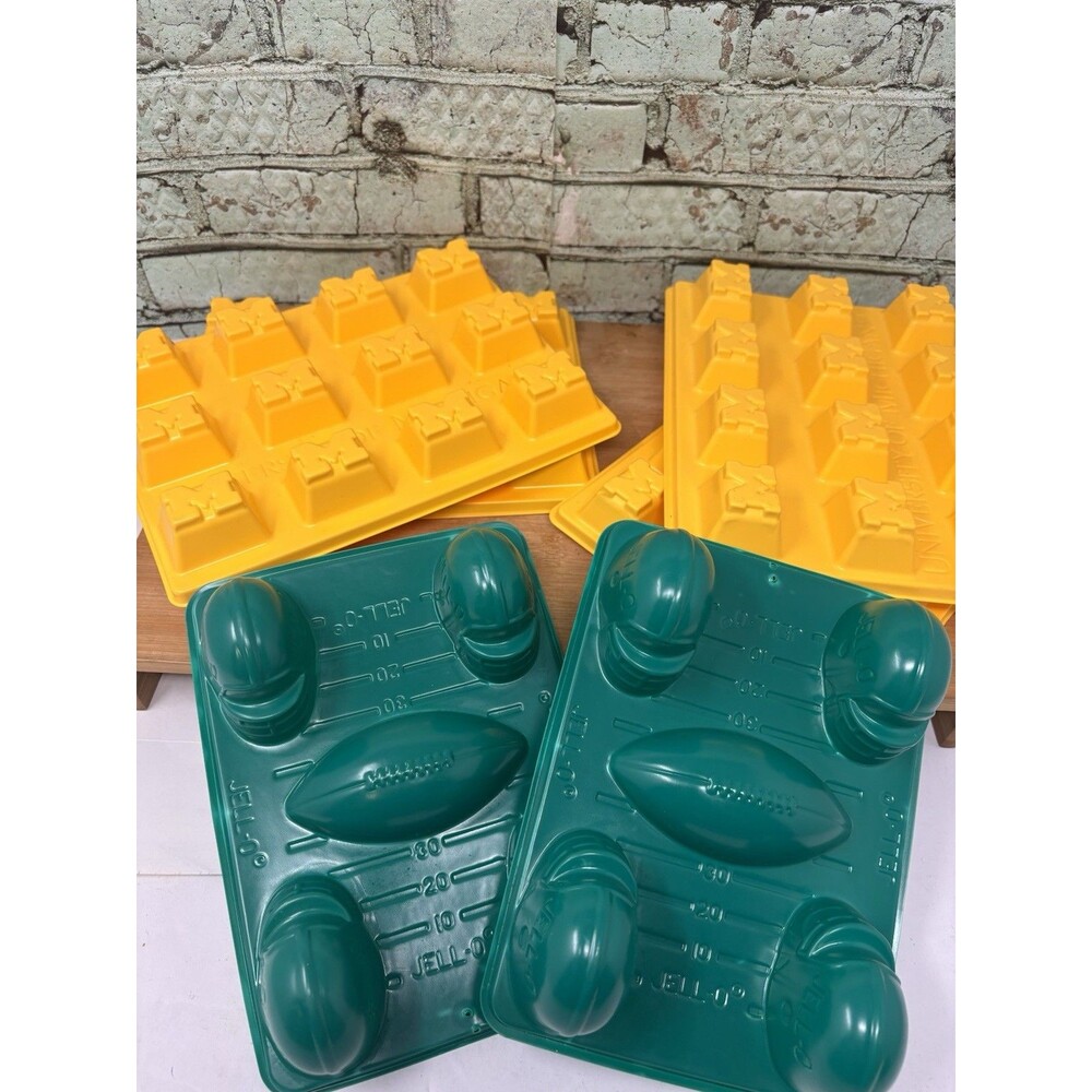 Lot University of Michigan U of M Jello Shots Mold Ice Candy Wolverines Football